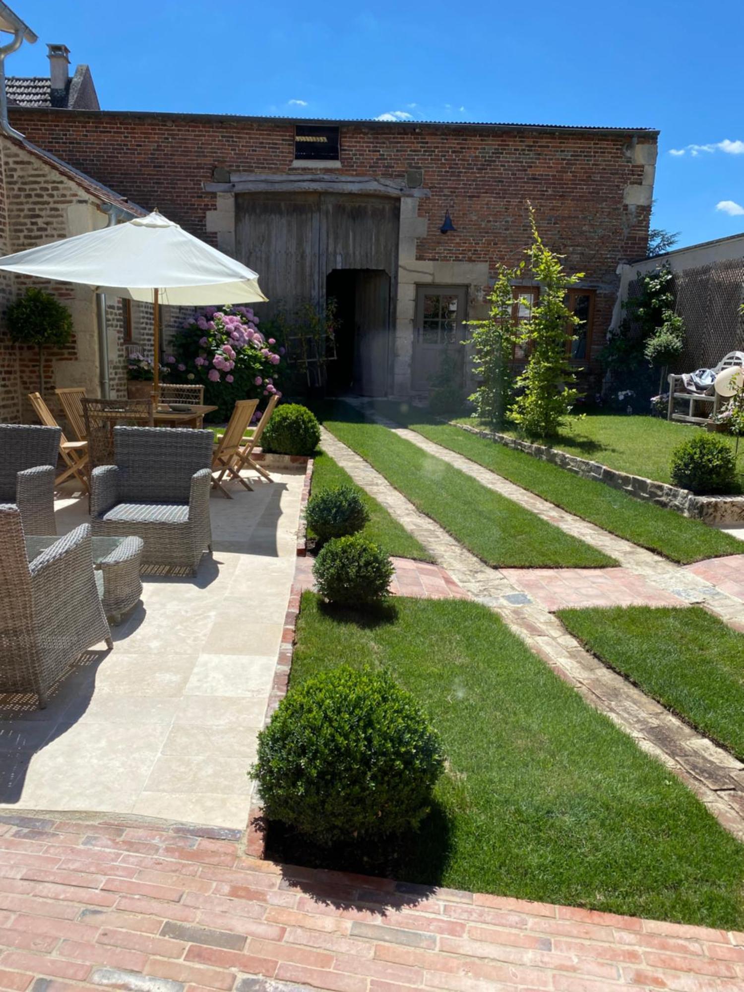 Les Hortensias Canly Exterior foto